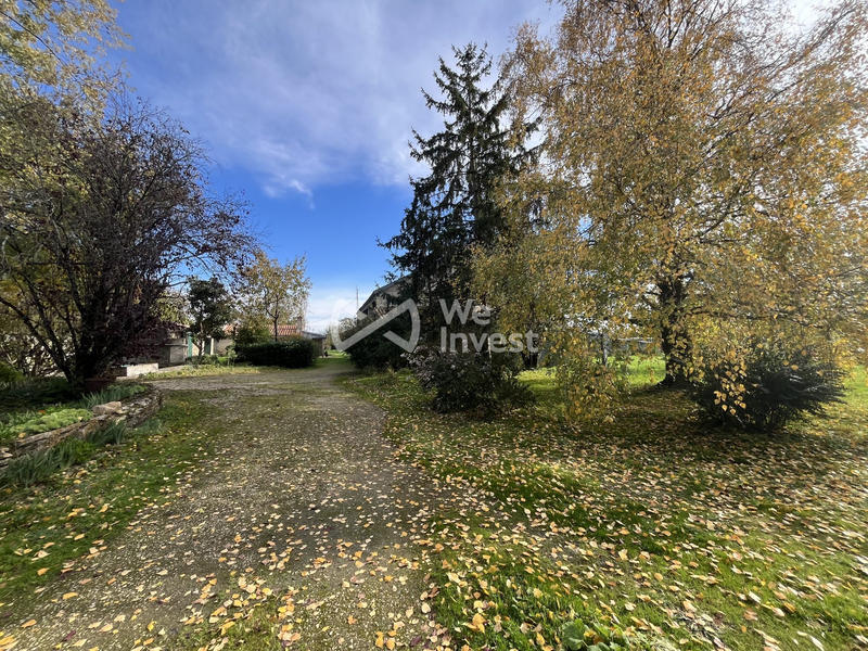 Maison - 240 m² - 7 pièces