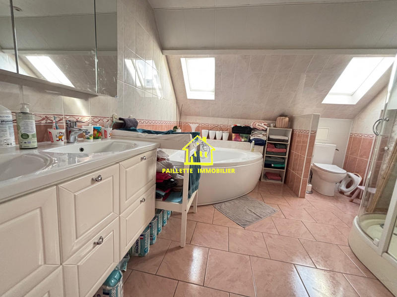 Maison - 167 m² - 5 pièces