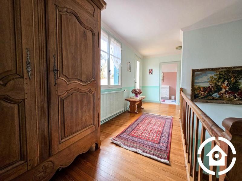 Maison - 147 m² - 7 pièces