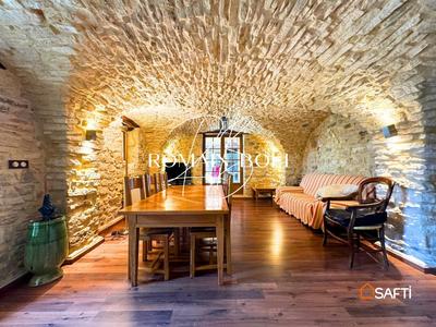 Maison - 283 m² - 12 pièces