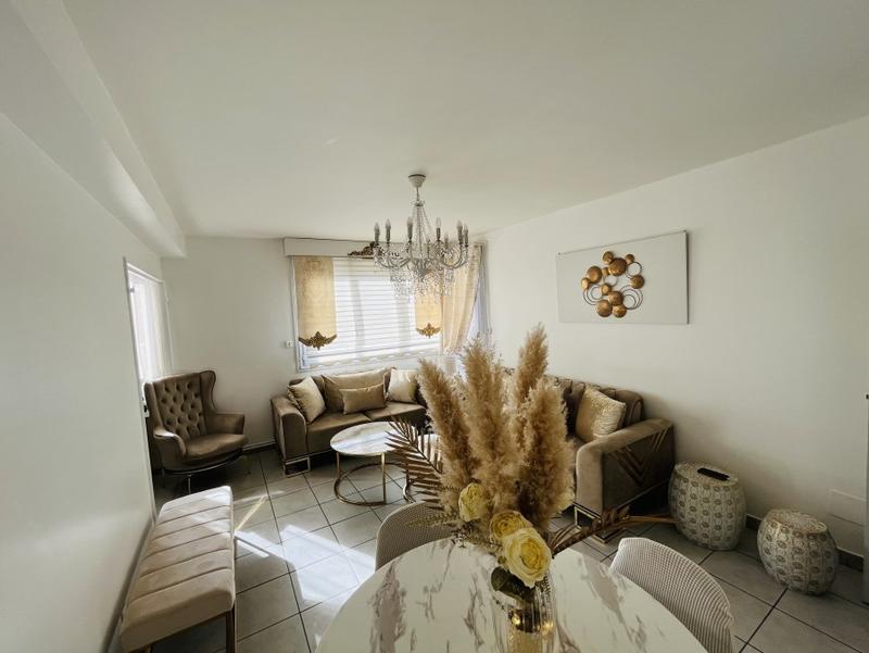 Appartement - 75 m² - 4 pièces