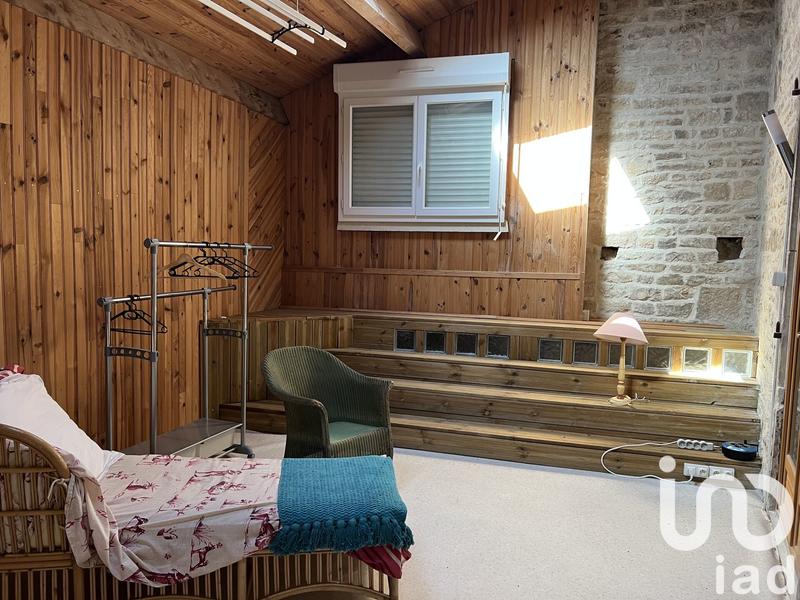 Maison - 237 m² - 11 pièces