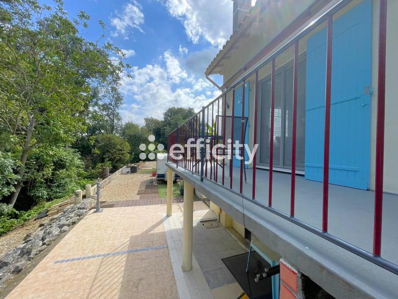 Maison - 145 m² - 7 pièces