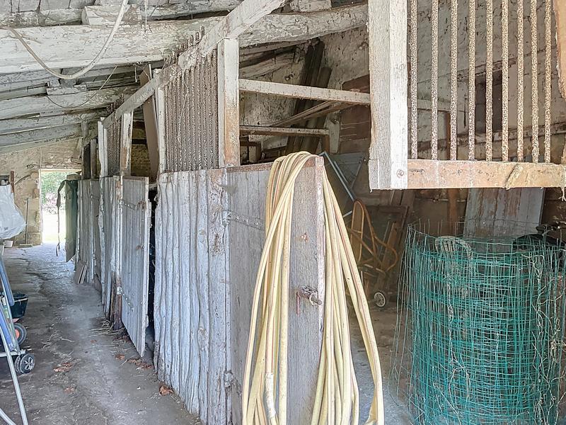 Propriété - 473 m² - 15 pièces