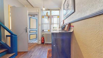 Maison - 174 m² - 9 pièces