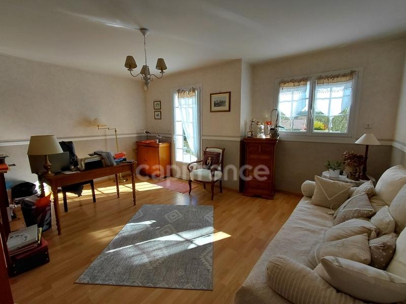 Villa - 295 m² - 8 pièces