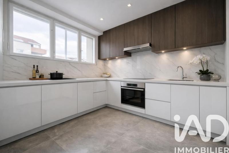 Maison de ville - 87 m² - 5 pièces