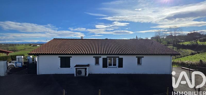 Maison - 107 m² - 4 pièces