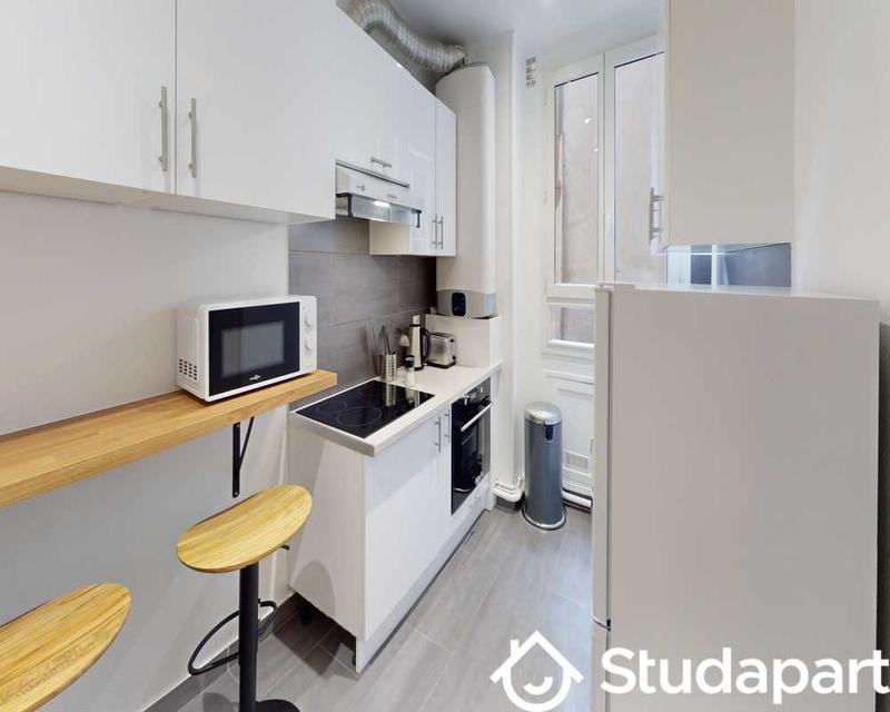 Chambre - 60 m² - 1 pièce