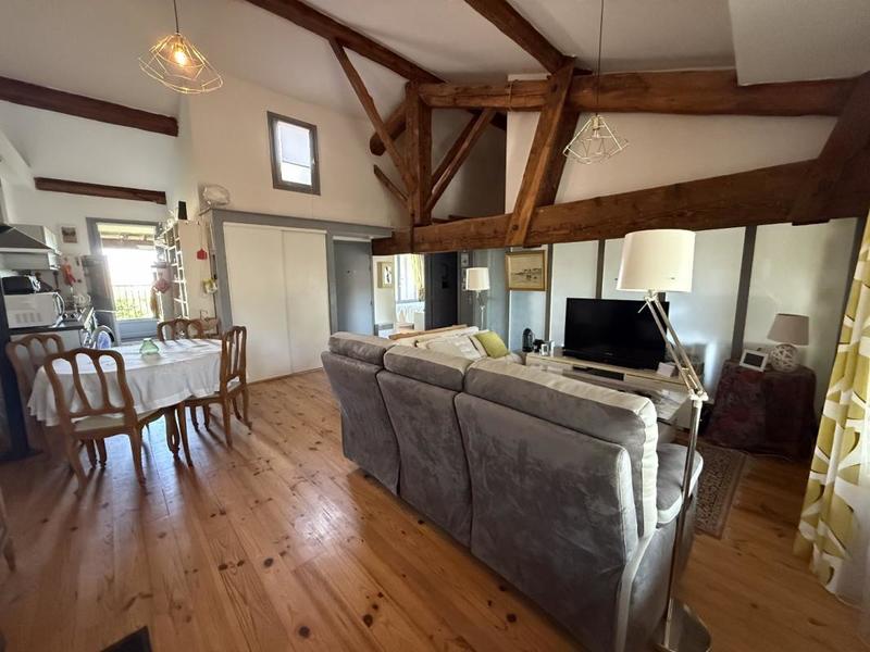 Appartement - 70 m² - 3 pièces