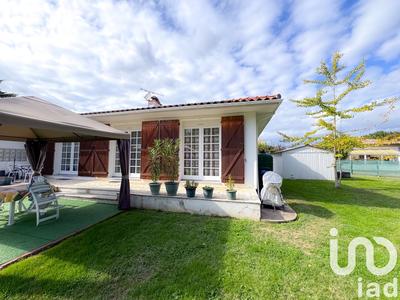 Maison - 96 m² - 5 pièces