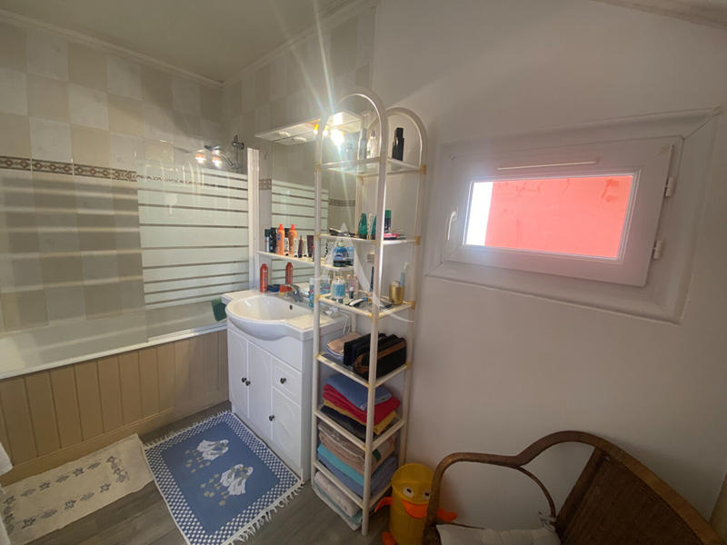 Maison - 74 m² - 5 pièces