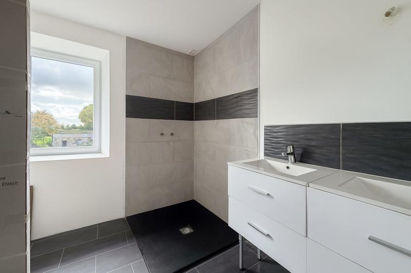 Maison ancienne - 312 m² - 10 pièces