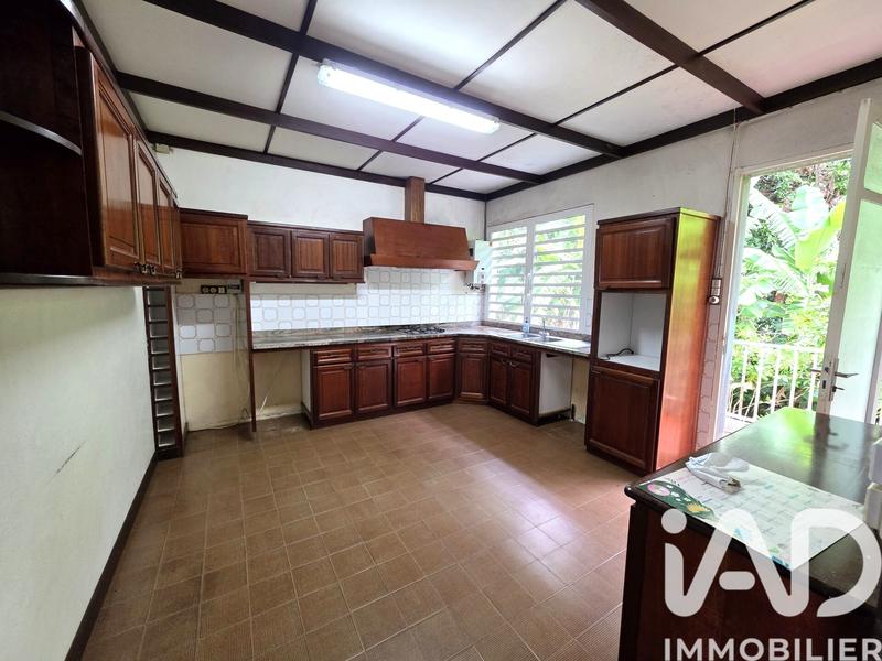 Maison - 169 m² - 7 pièces