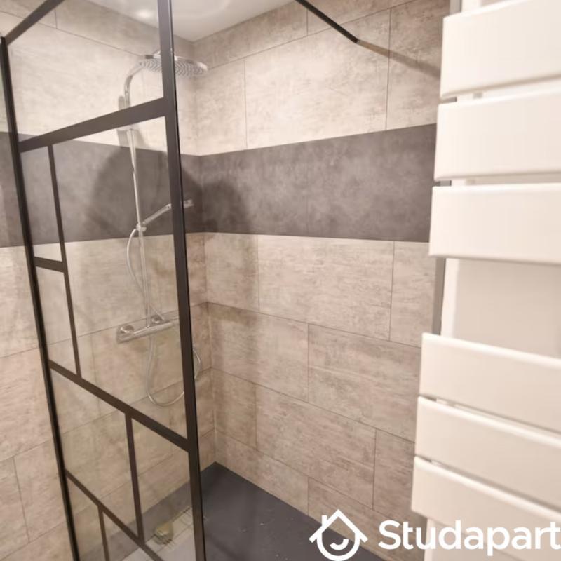 Chambre - 12 m² - 1 pièce