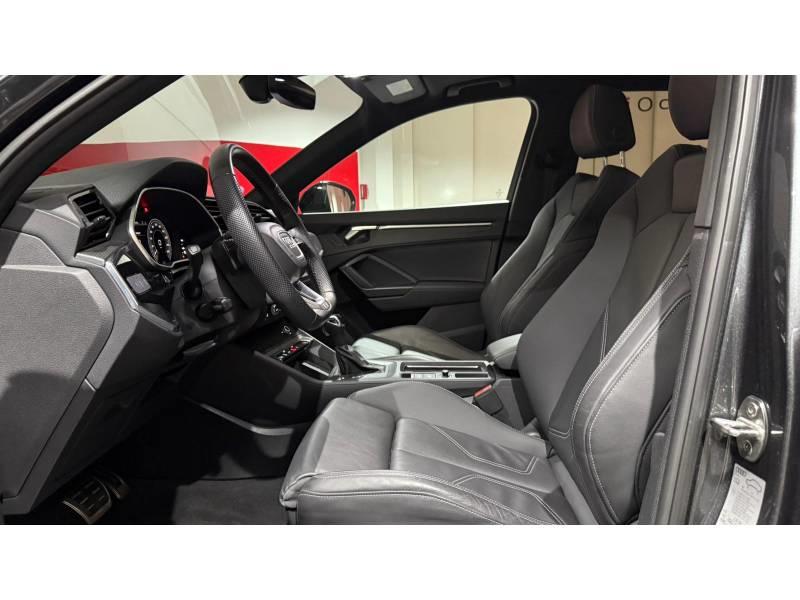 Audi Q3 45 TFSIe 245 ch s tronic 6 s line