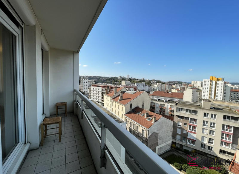 Appartement - 121 m² - 6 pièces