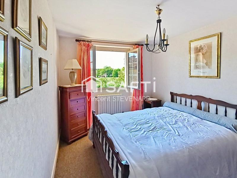 Maison - 220 m² - 11 pièces