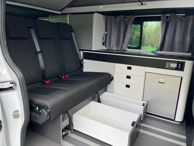 Renault Trafic Grand SpaceNomad III équilibre blue dCi 150 Edc