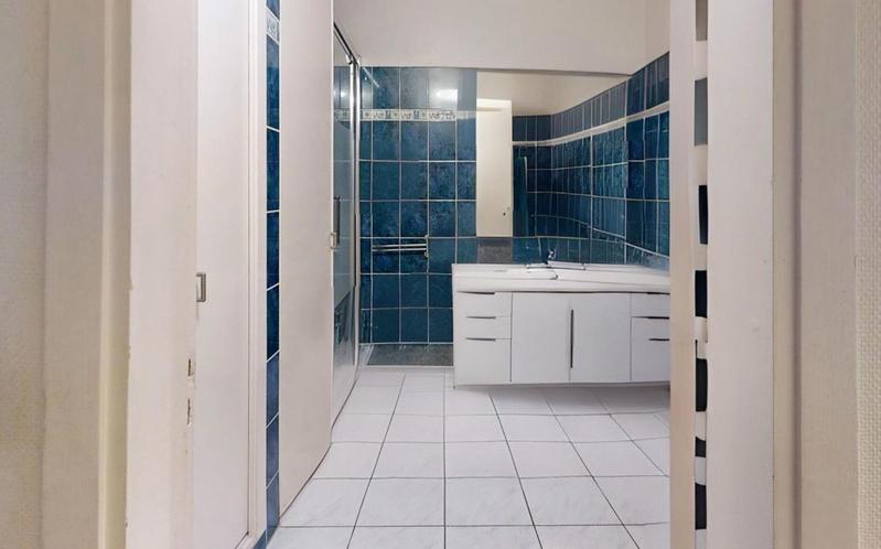 Appartement - 111 m² - 5 pièces