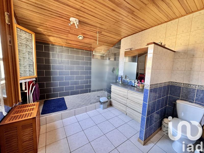 Maison - 121 m² - 5 pièces