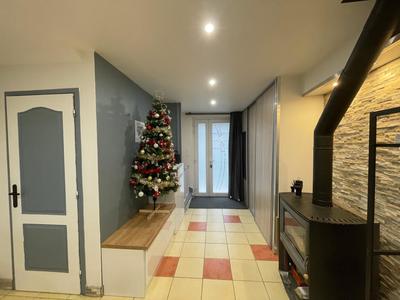 Maison - 90 m² - 3 pièces