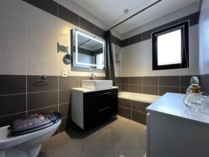 Maison - 82 m² - 4 pièces