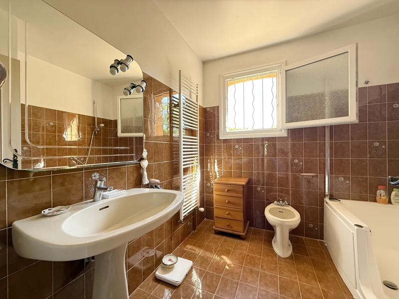 Maison - 169 m² - 6 pièces