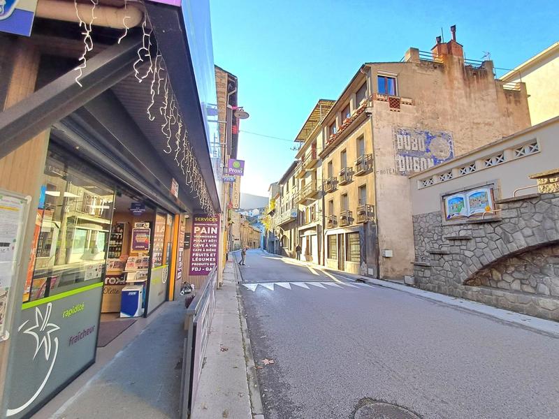 Local commercial - 113 m²