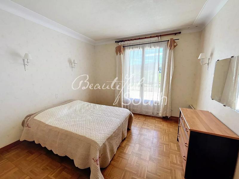 Villa - 141 m² - 4 pièces