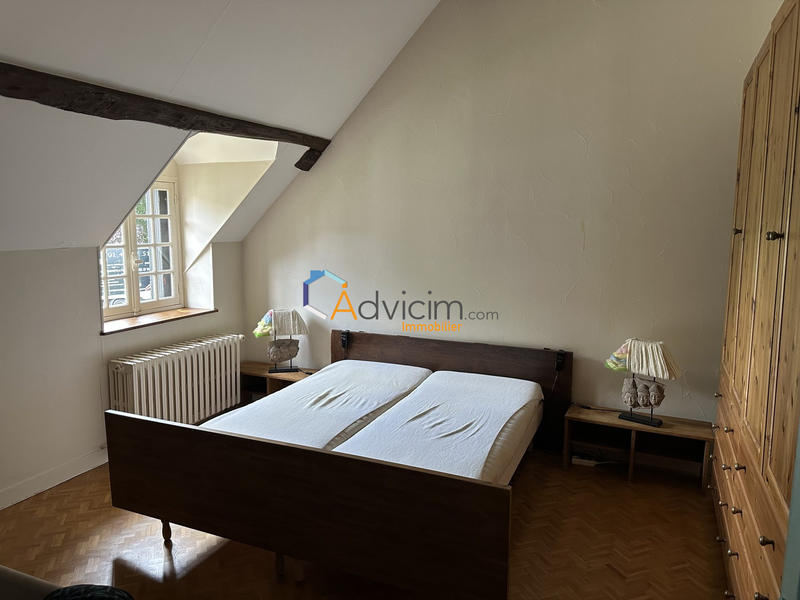 Maison - 347 m² - 14 pièces