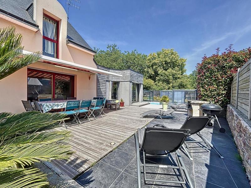 Maison - 137 m² - 6 pièces