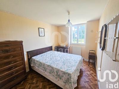 Maison - 196 m² - 9 pièces