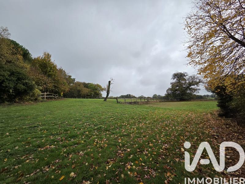 Maison - 204 m² - 7 pièces