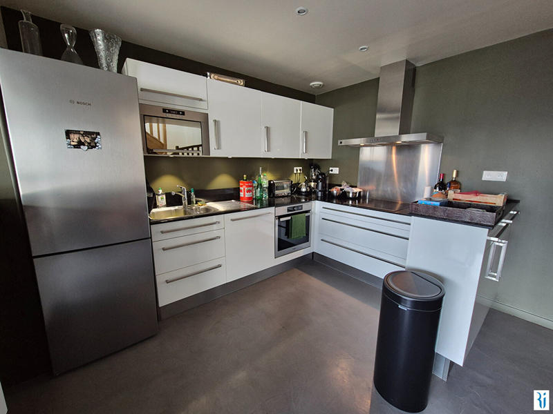 Maison - 84 m² - 4 pièces