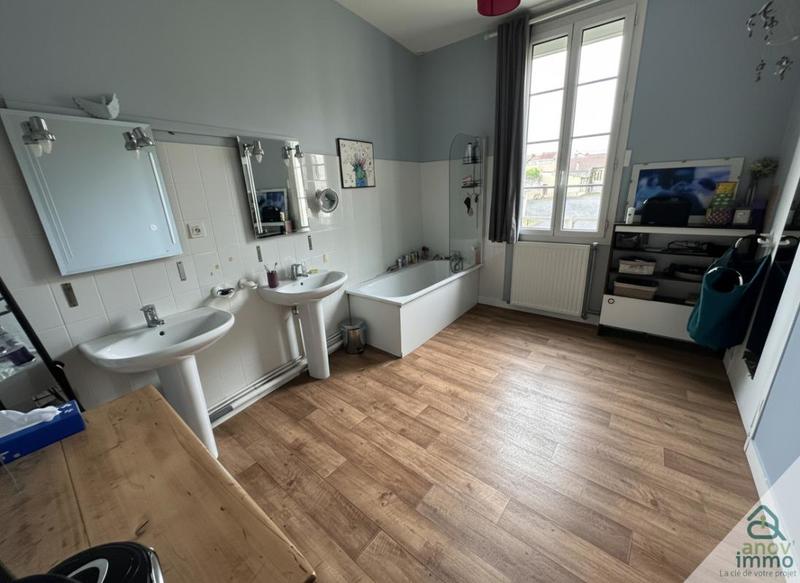 Maison de ville - 260 m² - 10 pièces