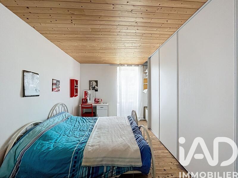 Maison de village - 255 m² - 8 pièces