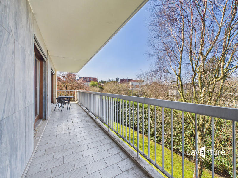 Appartement - 110 m² - 5 pièces