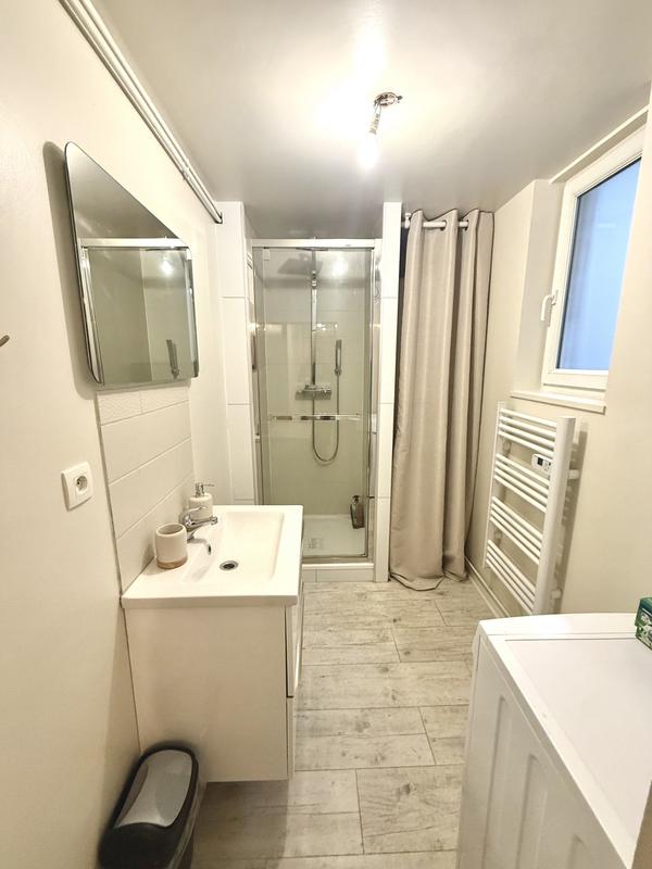 Appartement - 79 m² - 6 pièces