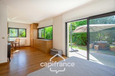 Maison - 186 m² - 6 pièces