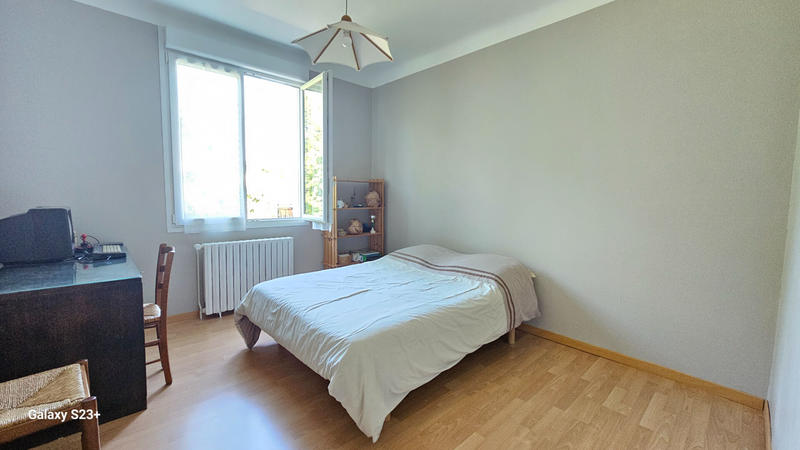 Maison - 185 m² - 5 pièces