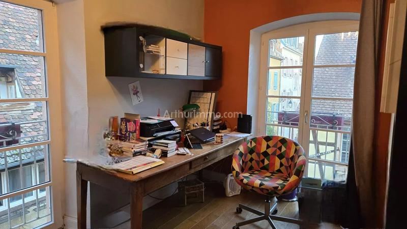 Maison - 243 m² - 11 pièces