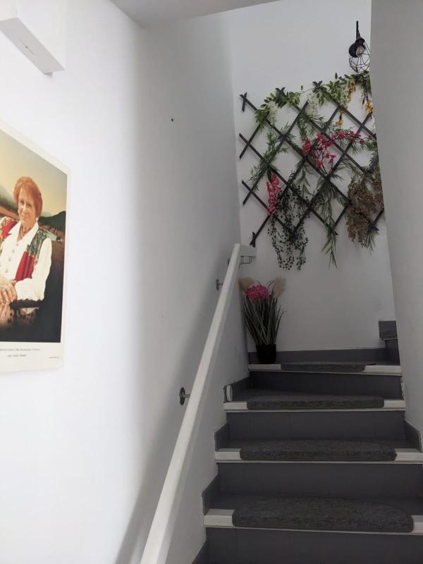 Maison - 94 m² - 5 pièces