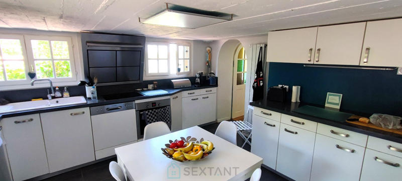 Maison - 147 m² - 8 pièces