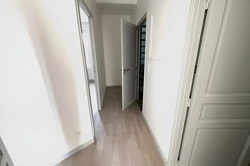 Appartement - 94 m² - 4 pièces