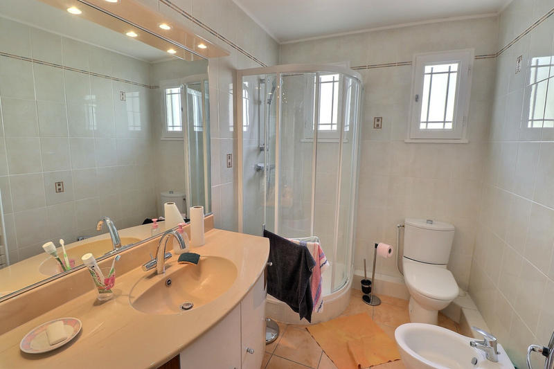 Maison - 111 m² - 5 pièces