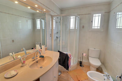 Maison - 111 m² - 5 pièces