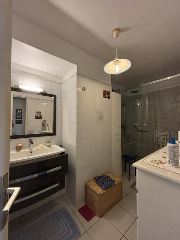 Appartement - 75 m² - 3 pièces