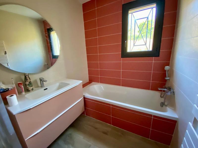 Maison - 163 m² - 2 pièces