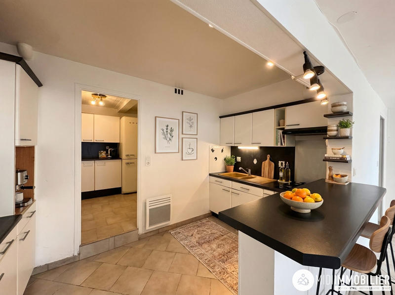 Appartement - 81 m² - 3 pièces